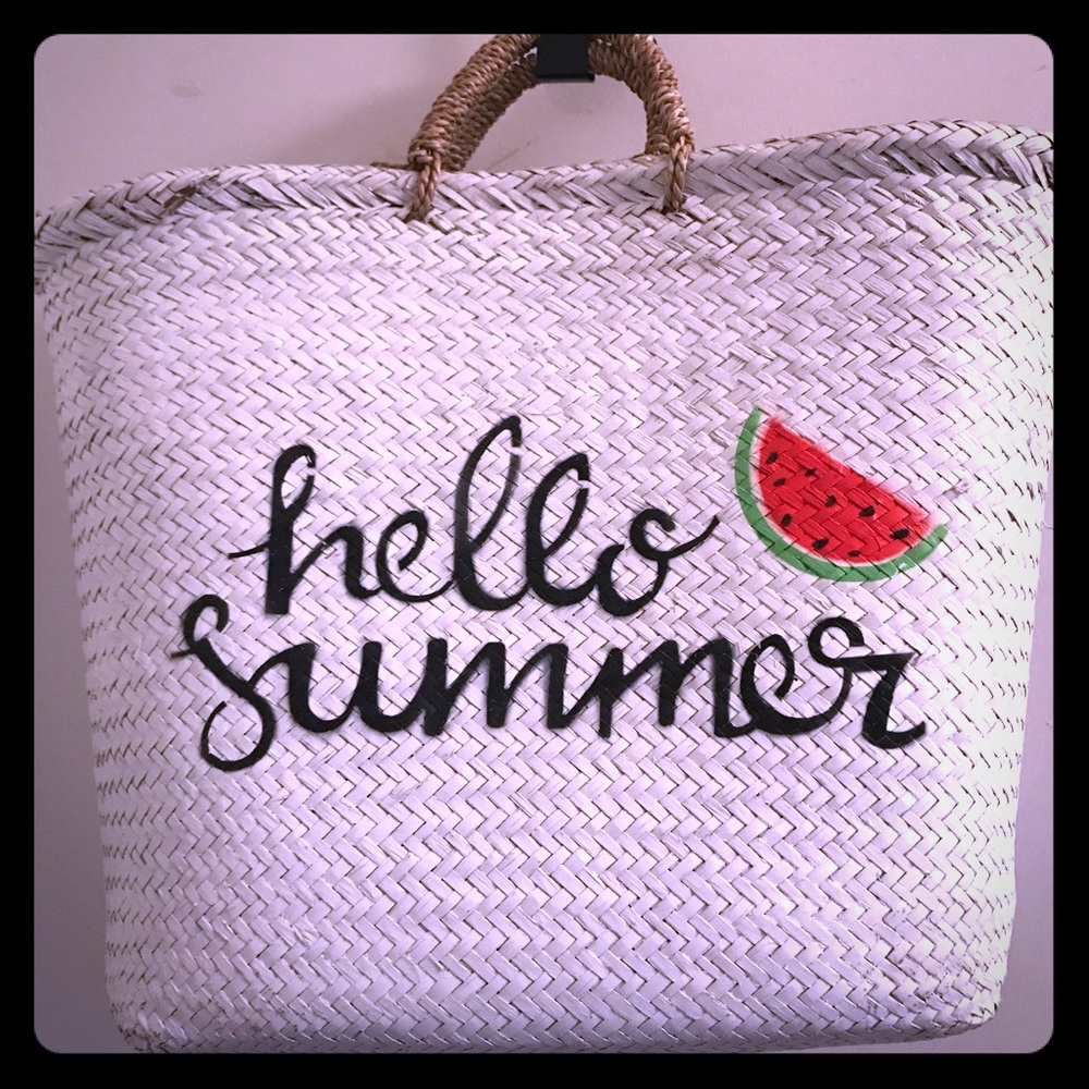 Summer straw bag
